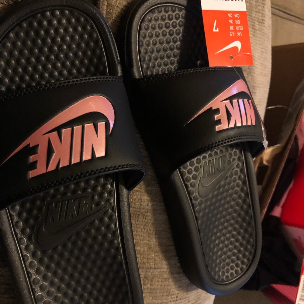 Nike slides